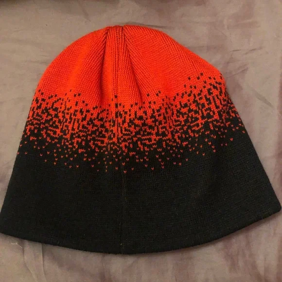 Goats R Us Pyramid Design Toque - Picture 2 of 2